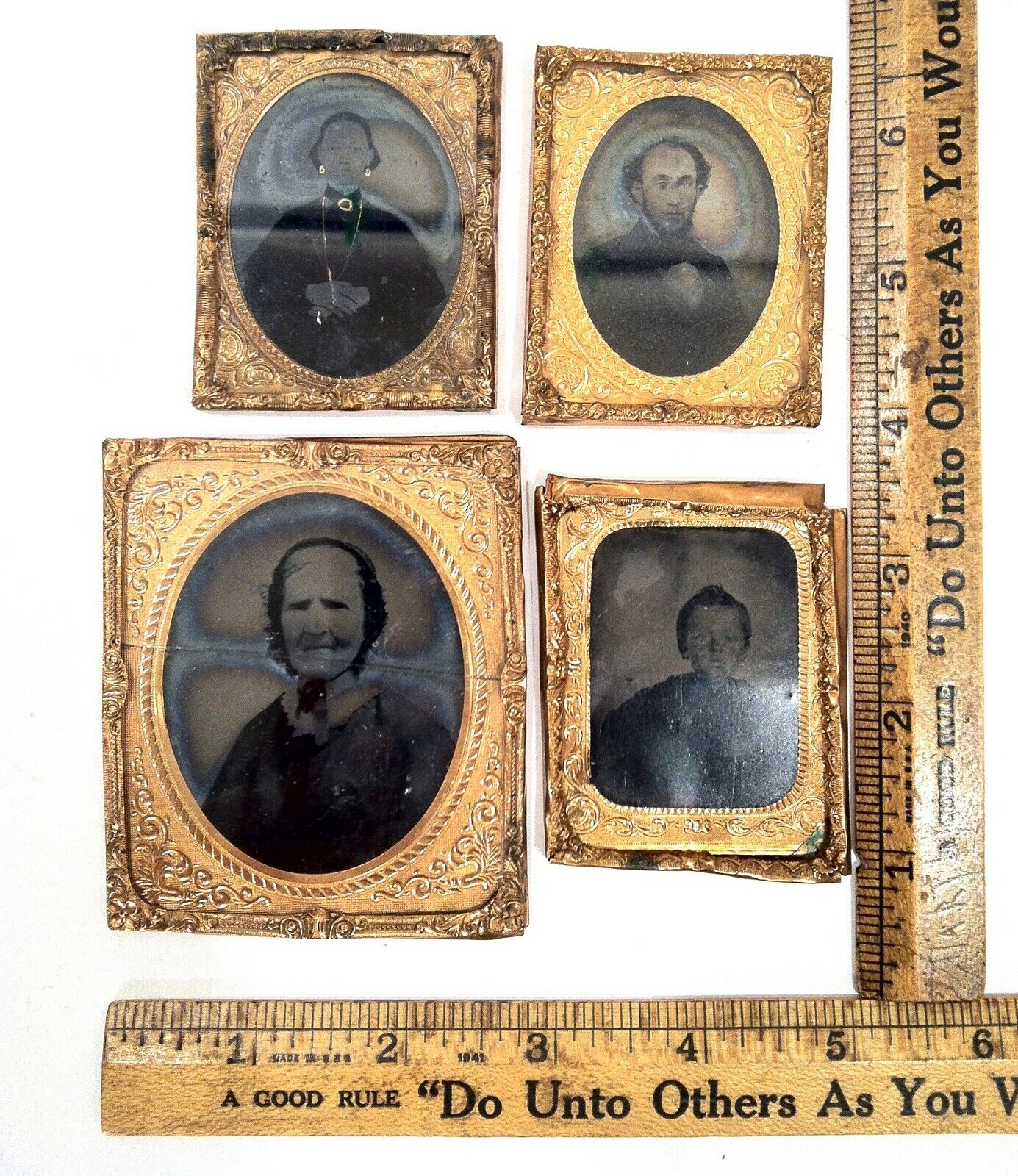 Vintage 1860’s Ambrotype Photos Family Of 4 Named Carr/Burns Of Racine Wisconsin