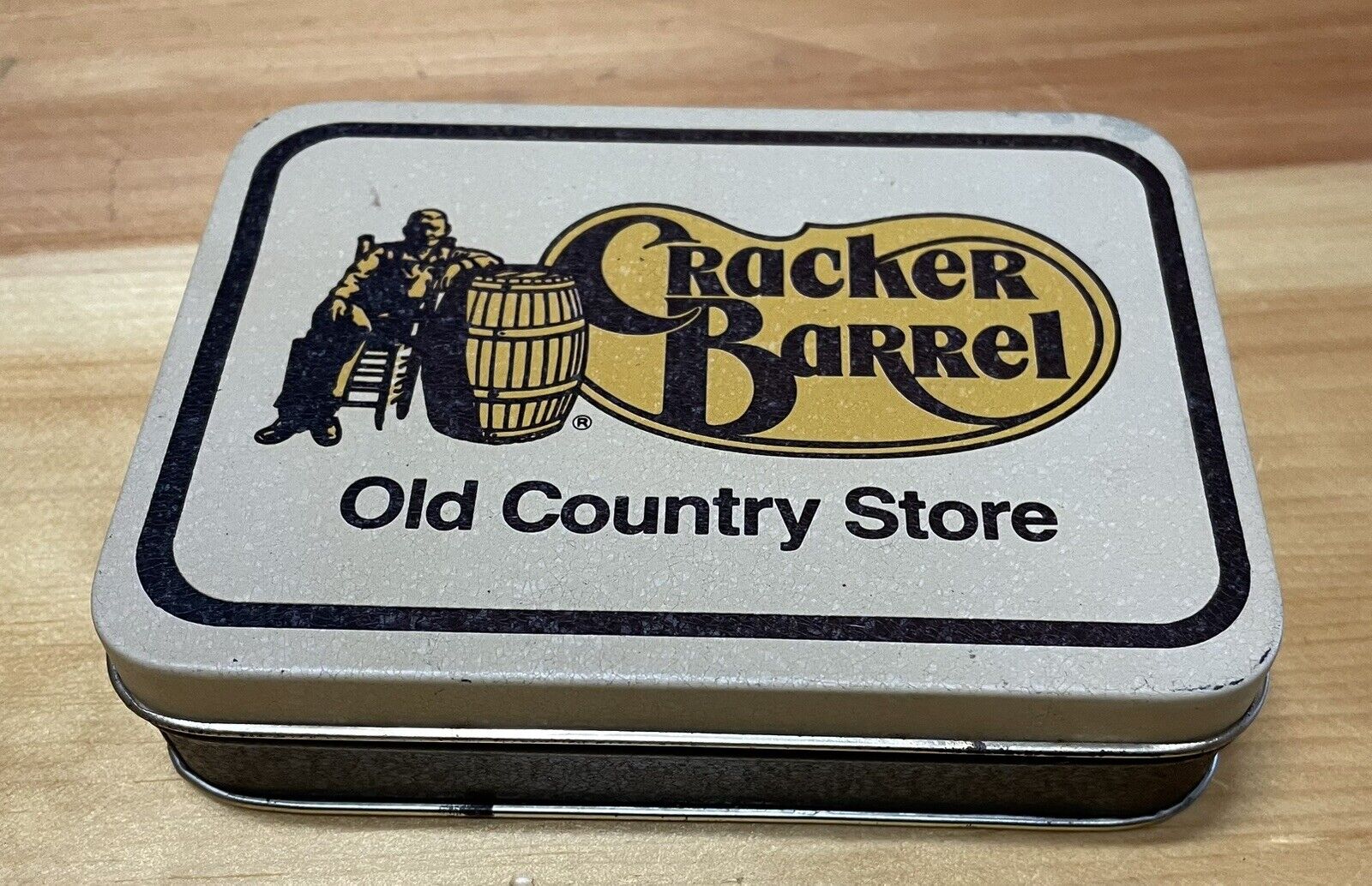 Vintage Cracker Barrel Old Country Store Poker Cards Tin Set