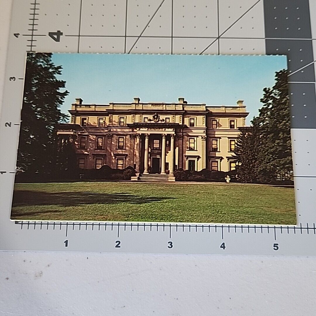 Vintage Postcard - Vanderbilt Mansion National Historic Site Hyde Park New York