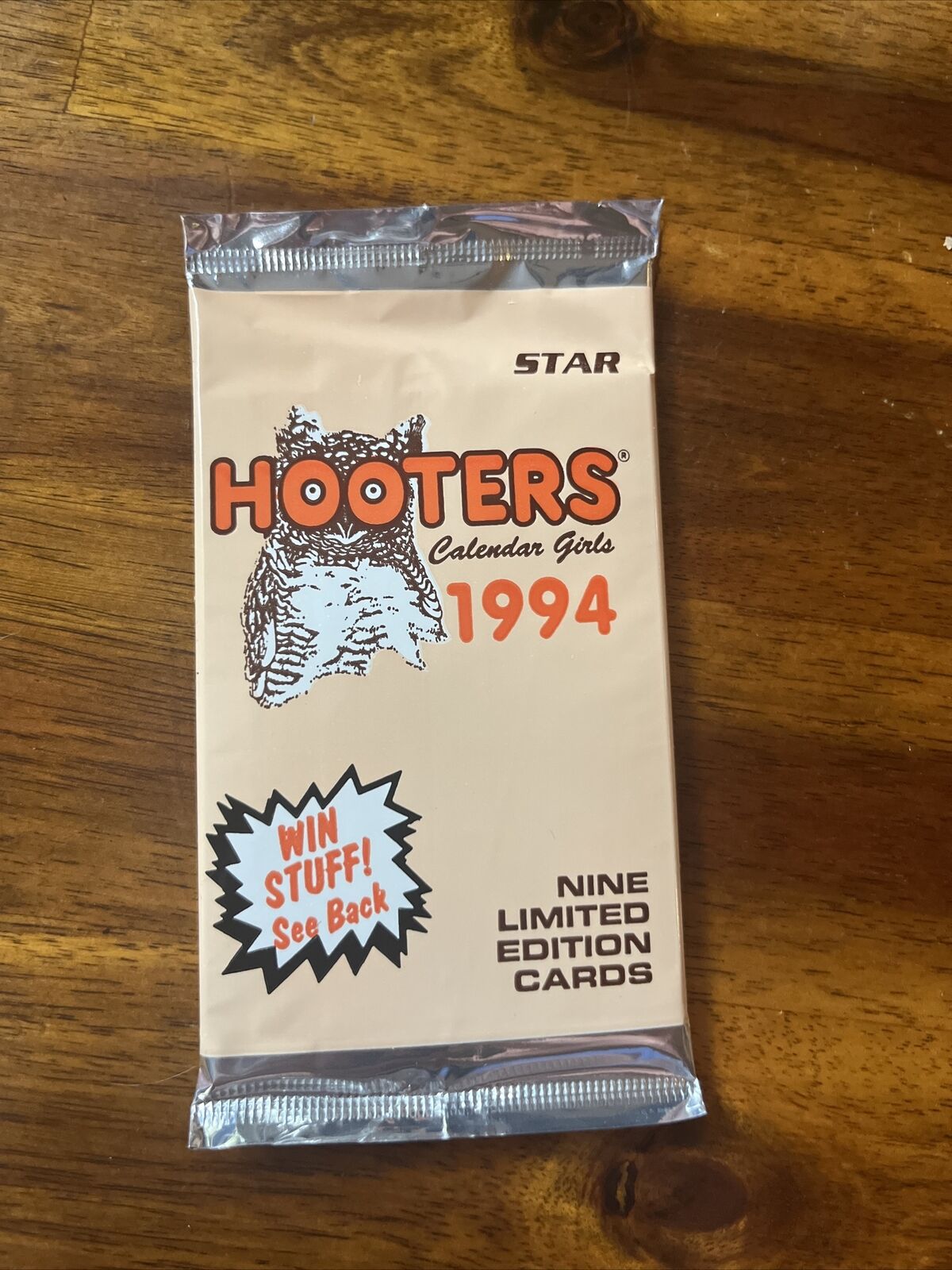 Hooters Calendar Girls 1994 Trading Cards Vintage Star International