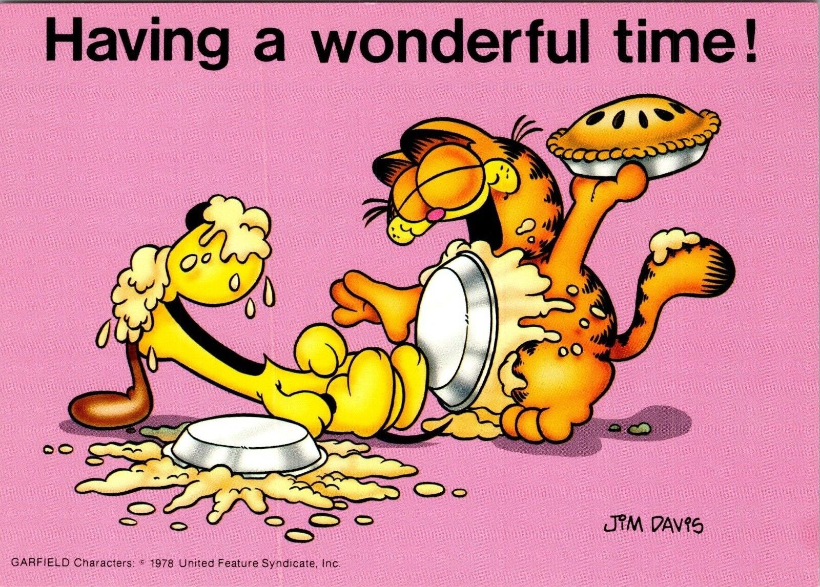Having a wonderful time Postcard Garfield the Cat Cartoon Comic Odie pie fight