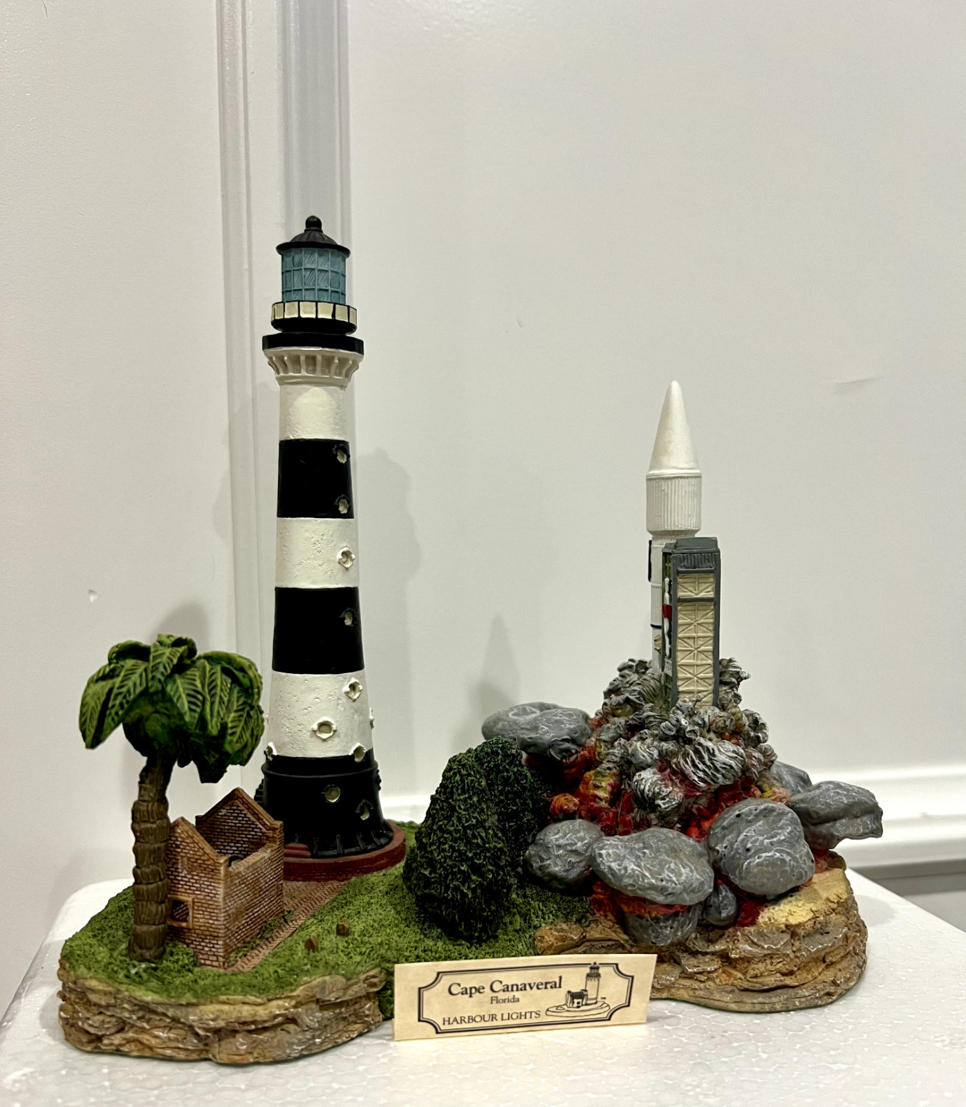 Harbour Lights HL #163 Cape Canaveral Florida Lighthouse  New W/COA and BOX