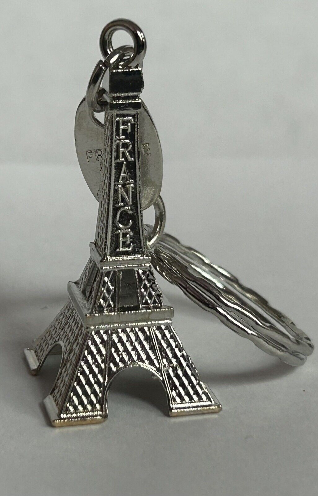 Paris France Eiffel Tower Keychain Souvenir Silver Color 2\