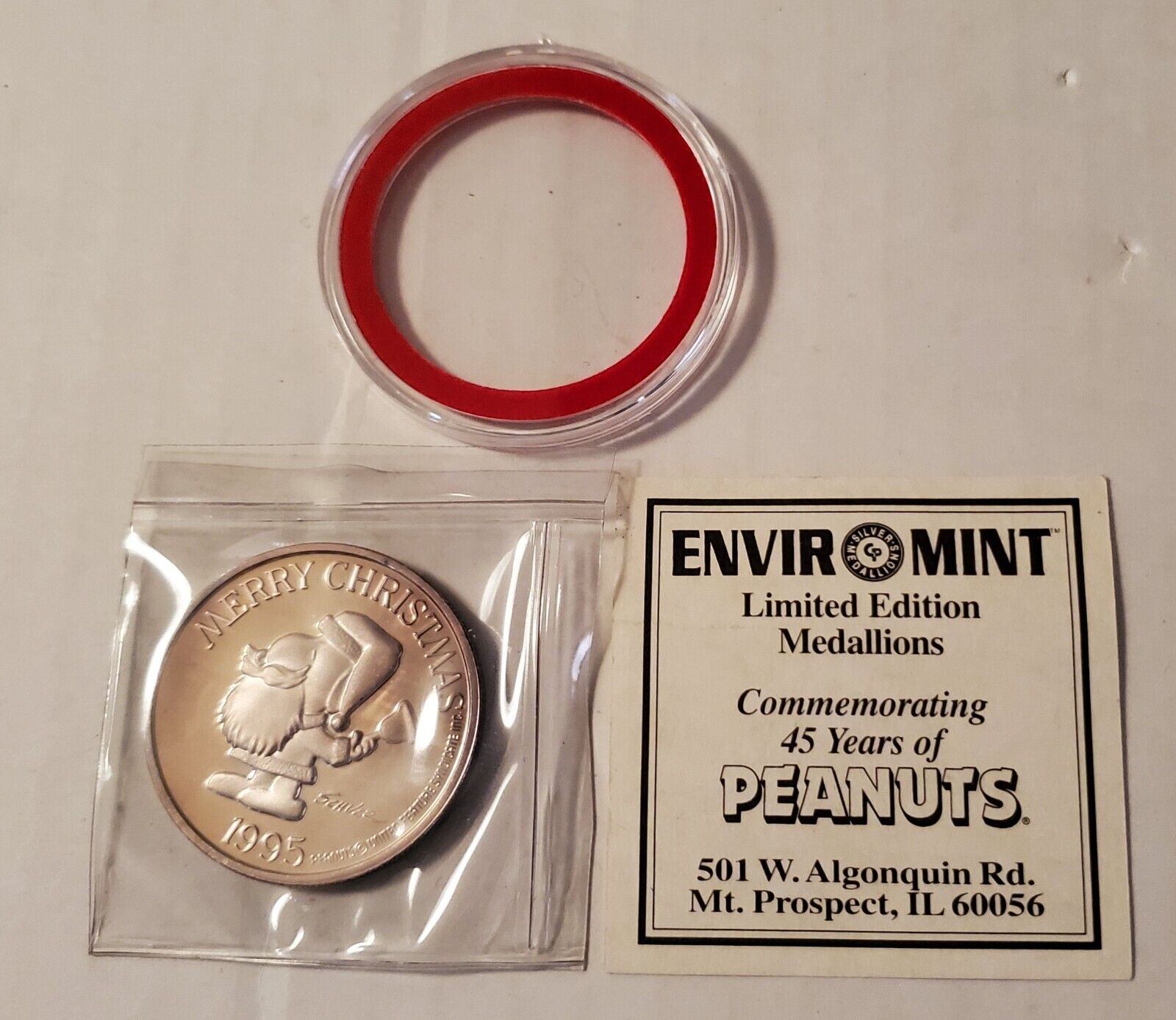 Vintage 1995 Peanuts Santa Snoopy CHRISTMAS Enviromint silver medallion coin NEW