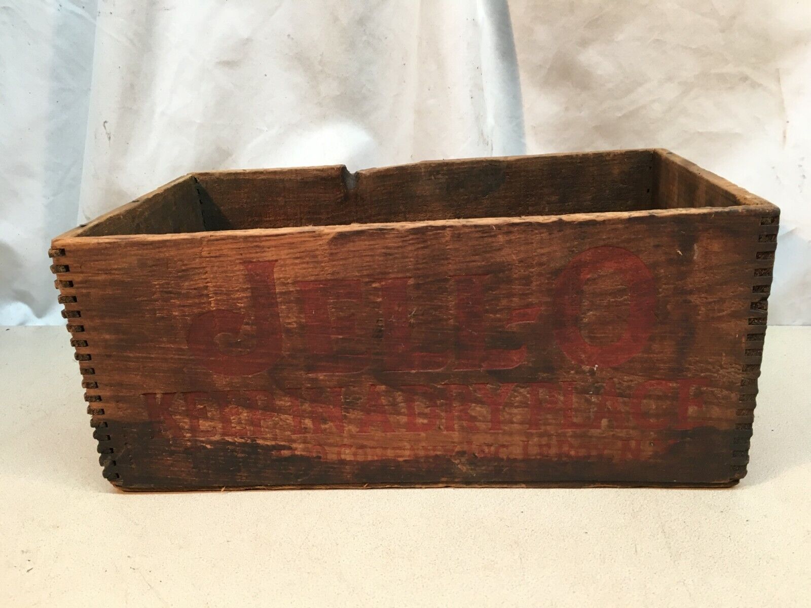 Antique ~~ Jell-O Company Leroy, N.Y. ~~ Wooden Dovetail Crate / Advertising Box