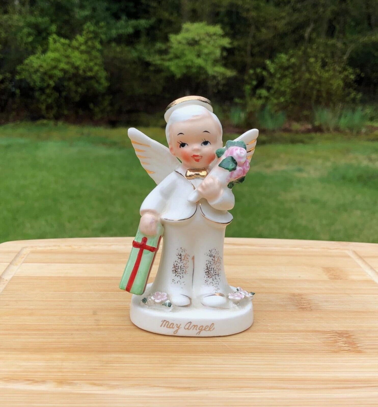 Vintage Napco C1921 May Birthday Boy Angel Holding Bouquet of Flowers & Box- EXC