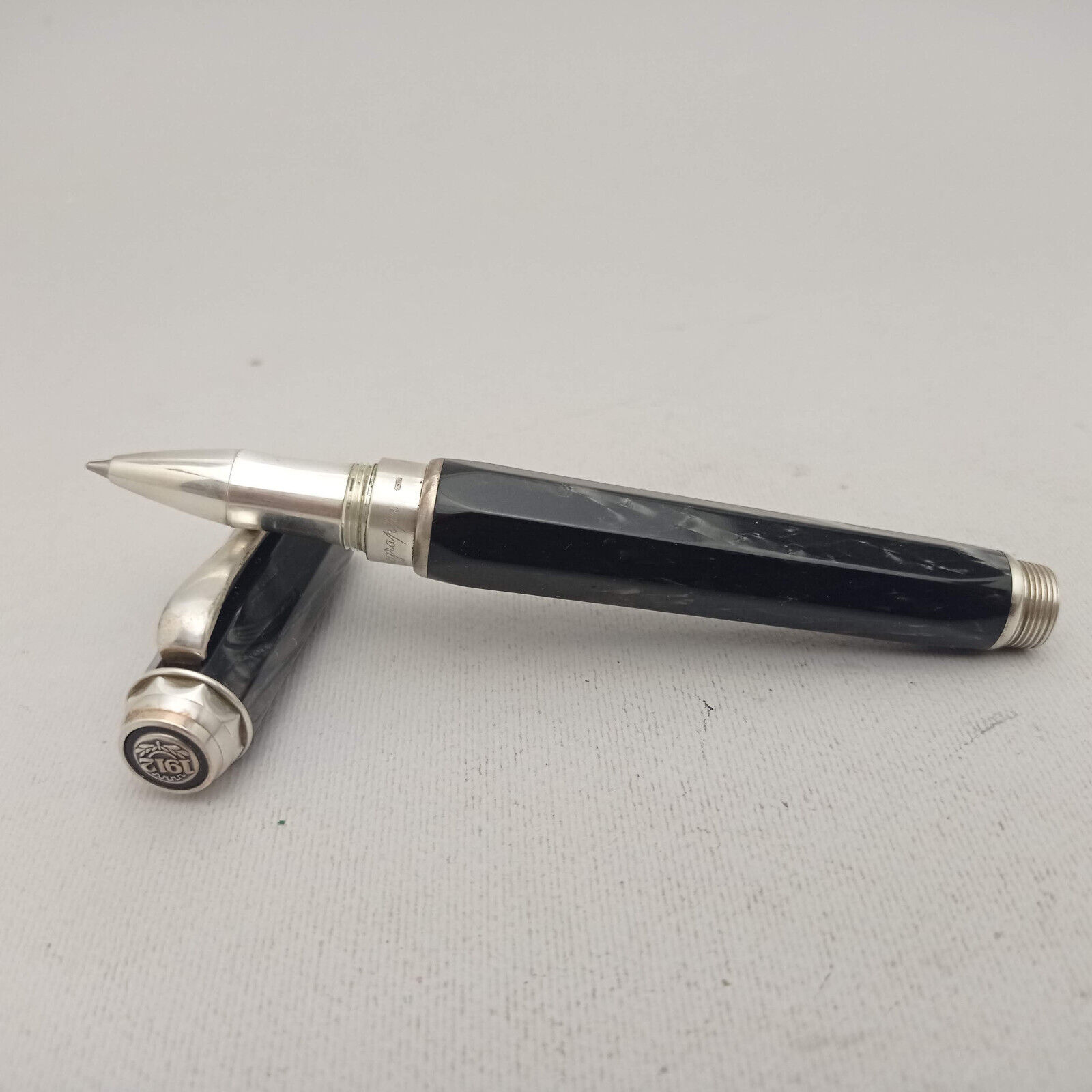 MONTEGRAPPA EMBLEMA ROLLERBALL PEN STERLING SILVER CHARCOAL CELLULOID VINTAGE