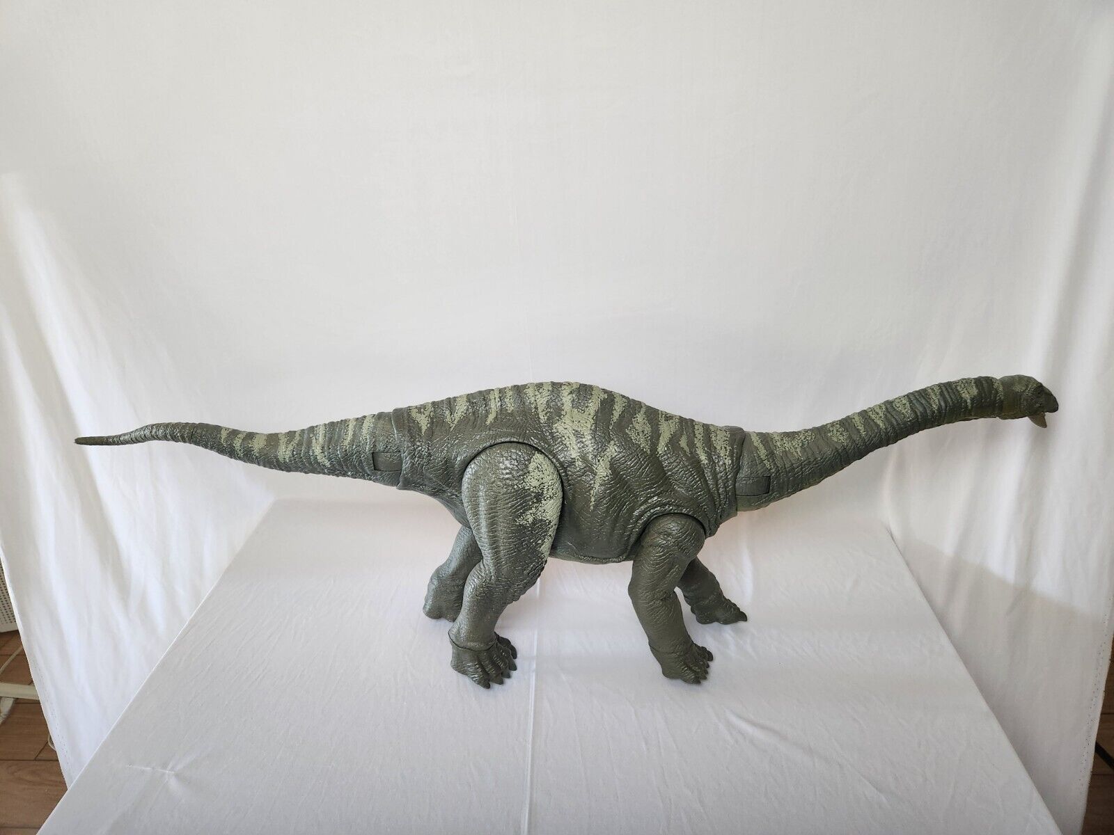 Huge - Large Plastic Brachiosaurus Dinosaur Toy Flexible Adjustable over 2 FT