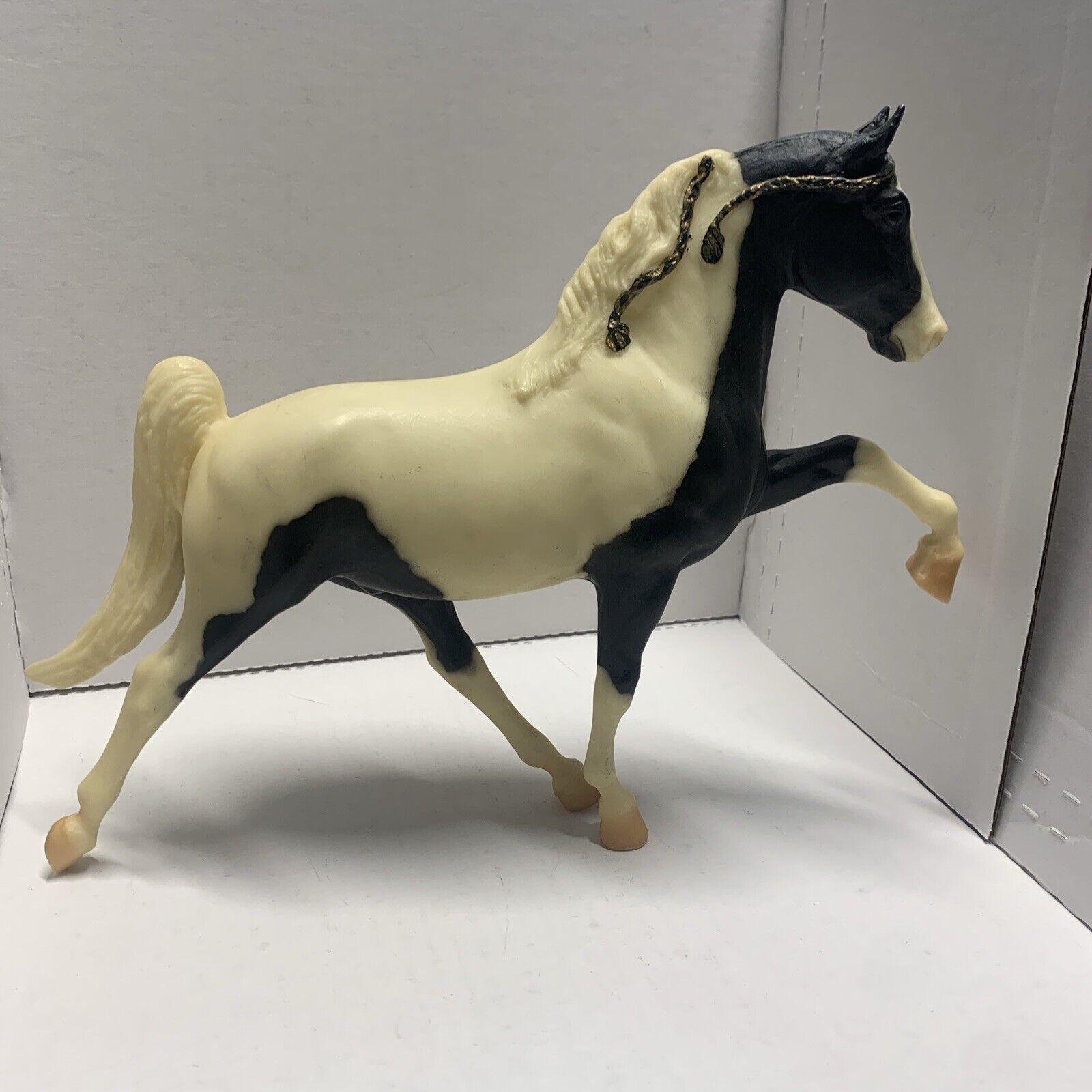 Tennessee Walking Horse 711199 Breyer Traditional Series 1999 JC Penny Pinto