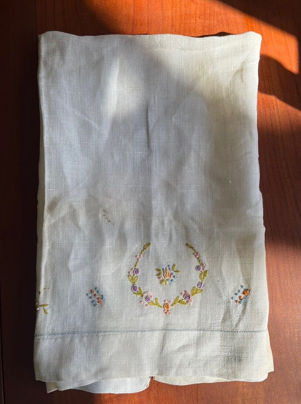 Vintage Tea Cloth Napkin Embroidered 26 X 17”