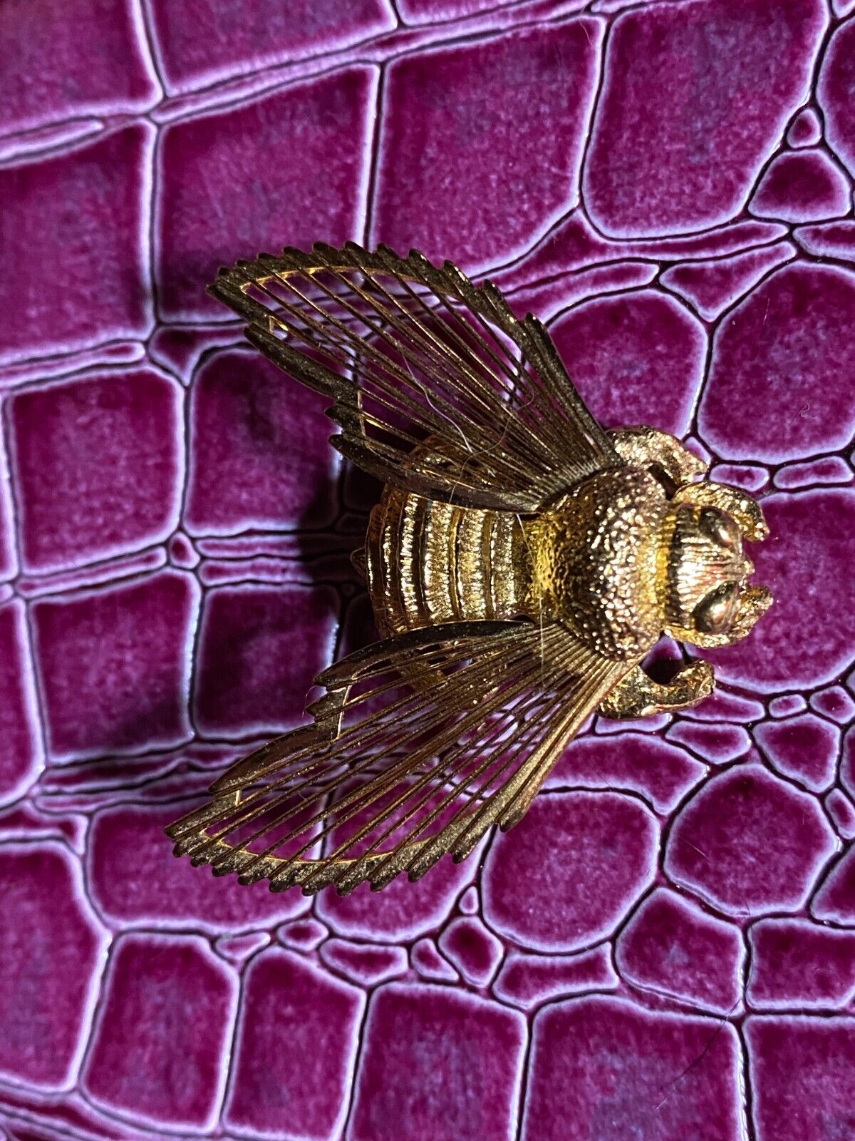 Vintage Fly Bee Pin Brooch Filigree Wings Gold Tone 1 5/8\