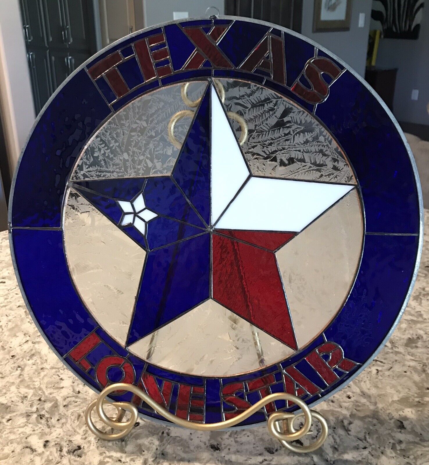 VINTAGE STYLE TEXAS “LONE STAR “ 13 INCH ROUND HANDCRAFTED STAINED GLASS SIGN