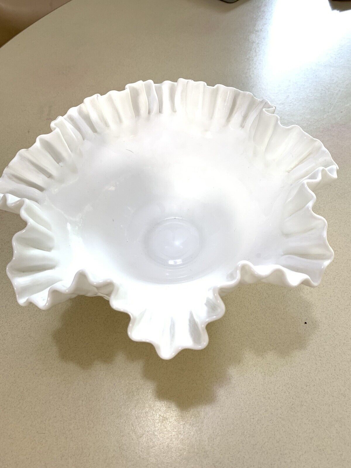 Milk Glass Vintage Hobnail Bowl Fluted Edge        40