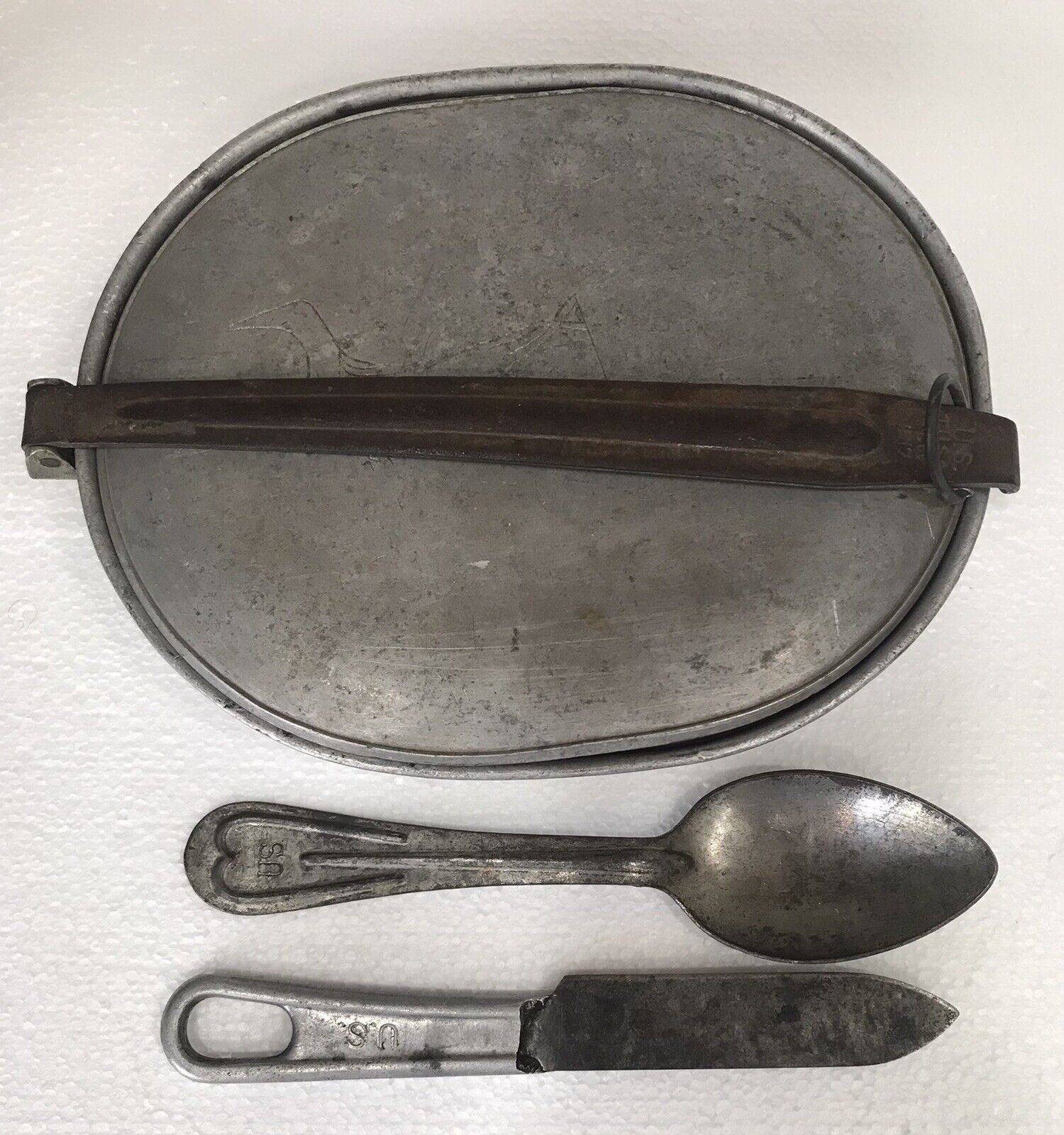 Antique WW1 1917 Mess Kit With Engraved Trench Art Bird
