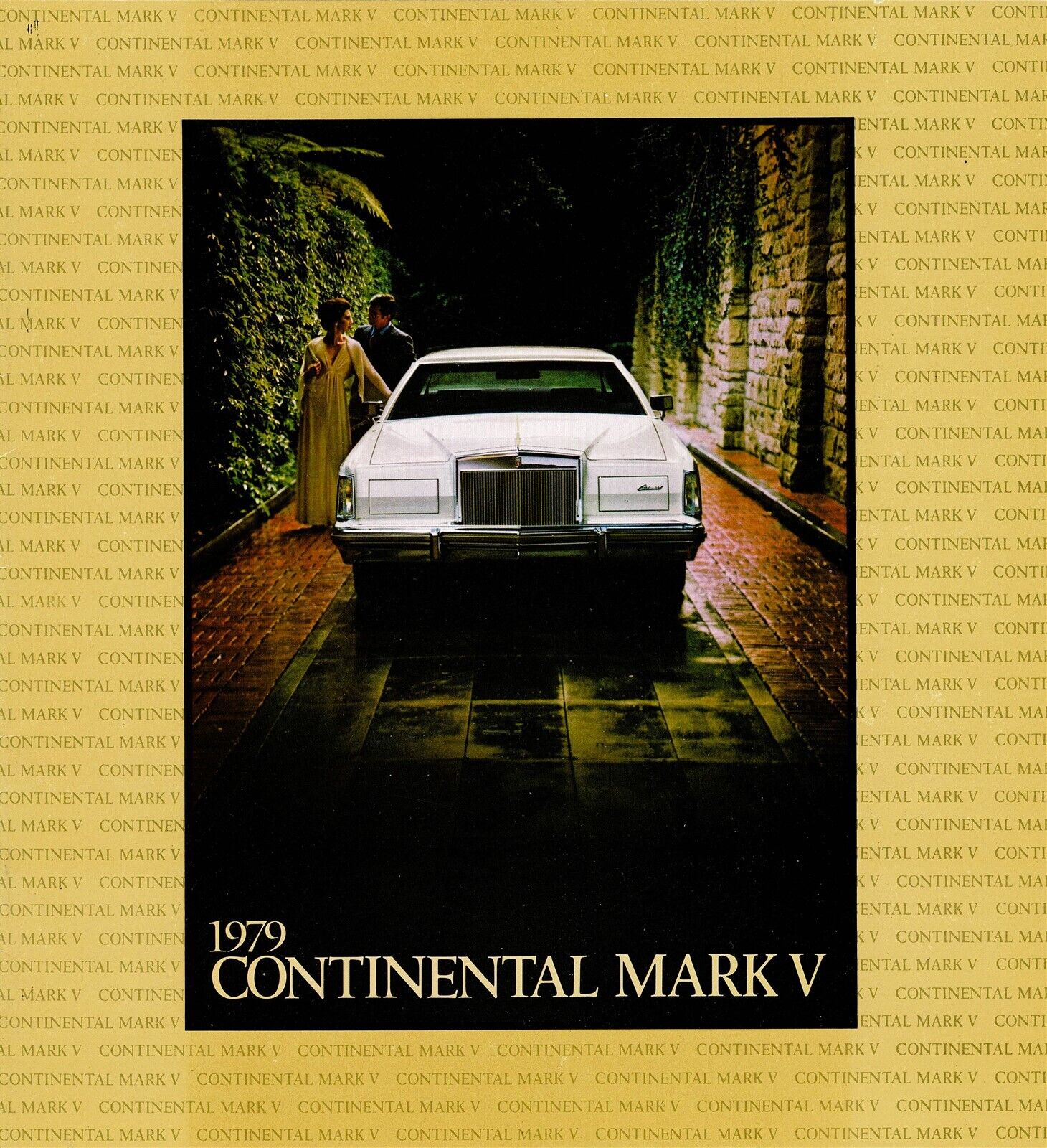 1979 Lincoln Continental Mark V Large Deluxe Dealer Sales Brochure