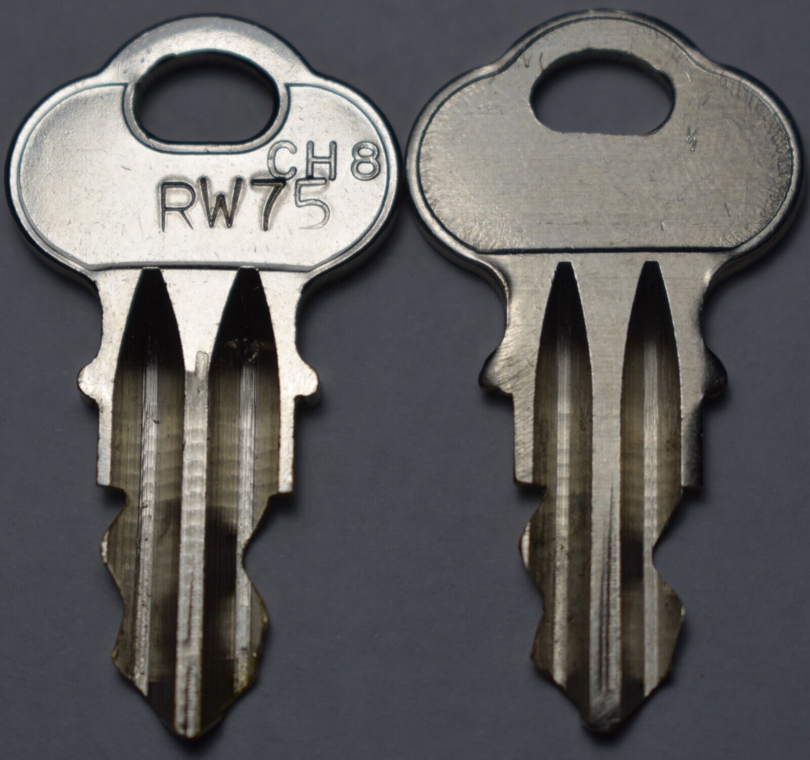 *NEW* Wurlitzer RW75 Cabinet Key For Models 1015 1080 1100 1250