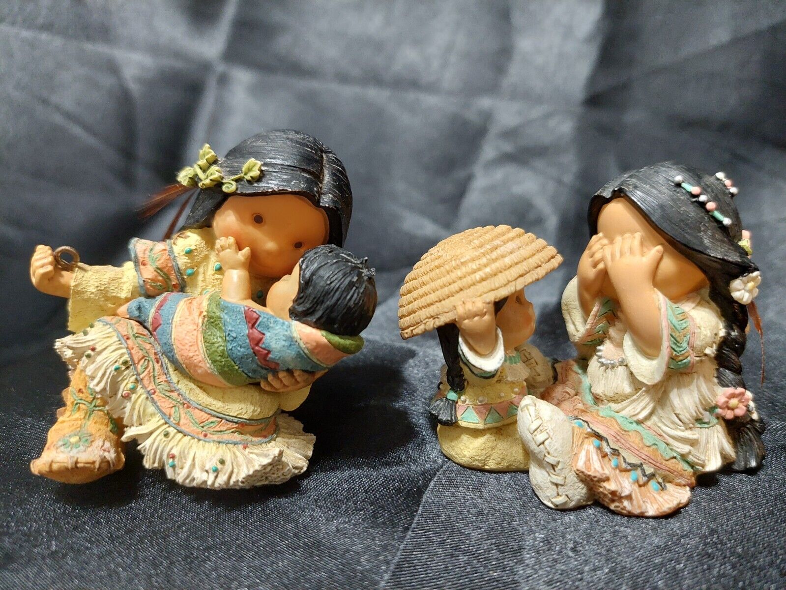 LOT OF 2 VINTAGE ENESCO 1997 & 1999 FRIENDS OF THE FEATHER CHILDREN PLAYING