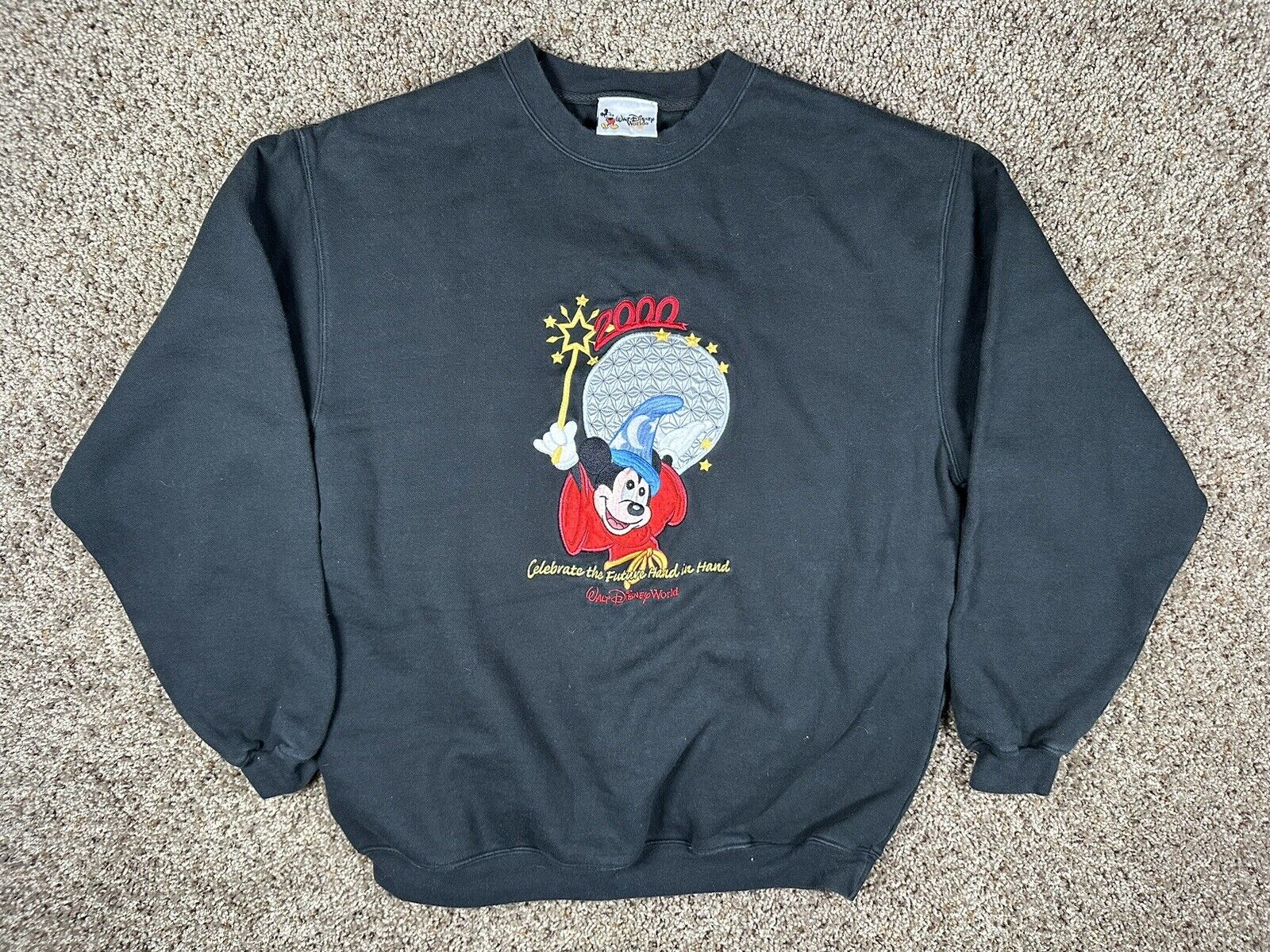 Vintage 2000 Walt Disney World Sweatshirt Crewneck Sorcerer Mickey Epcot Size M
