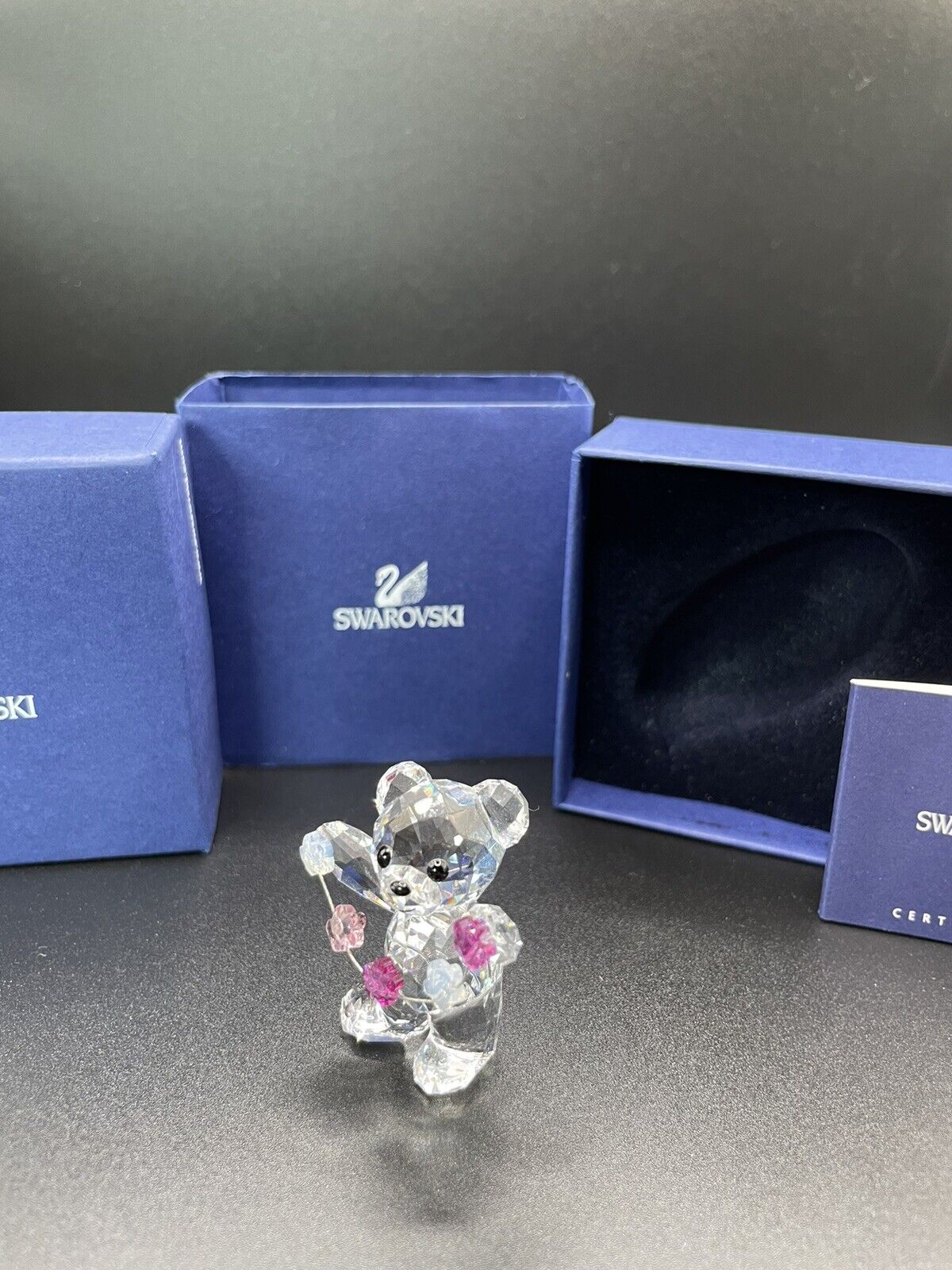 Swarovski Crystal Kris Bear Flowers for You 1016620 688051 W/PlacticBox And COA