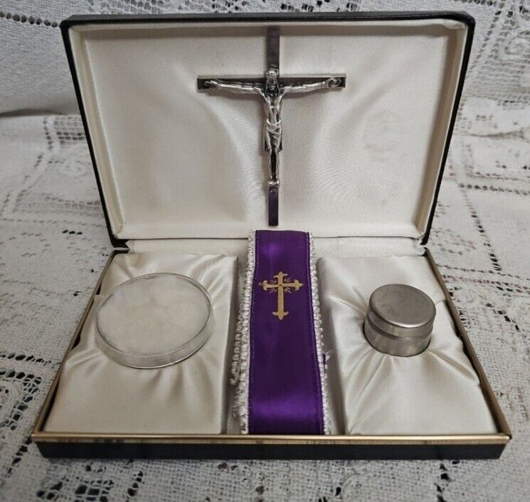 Antique Catholic Mass Kit Set W/ Oil Sick Call Portable Traveling Case
