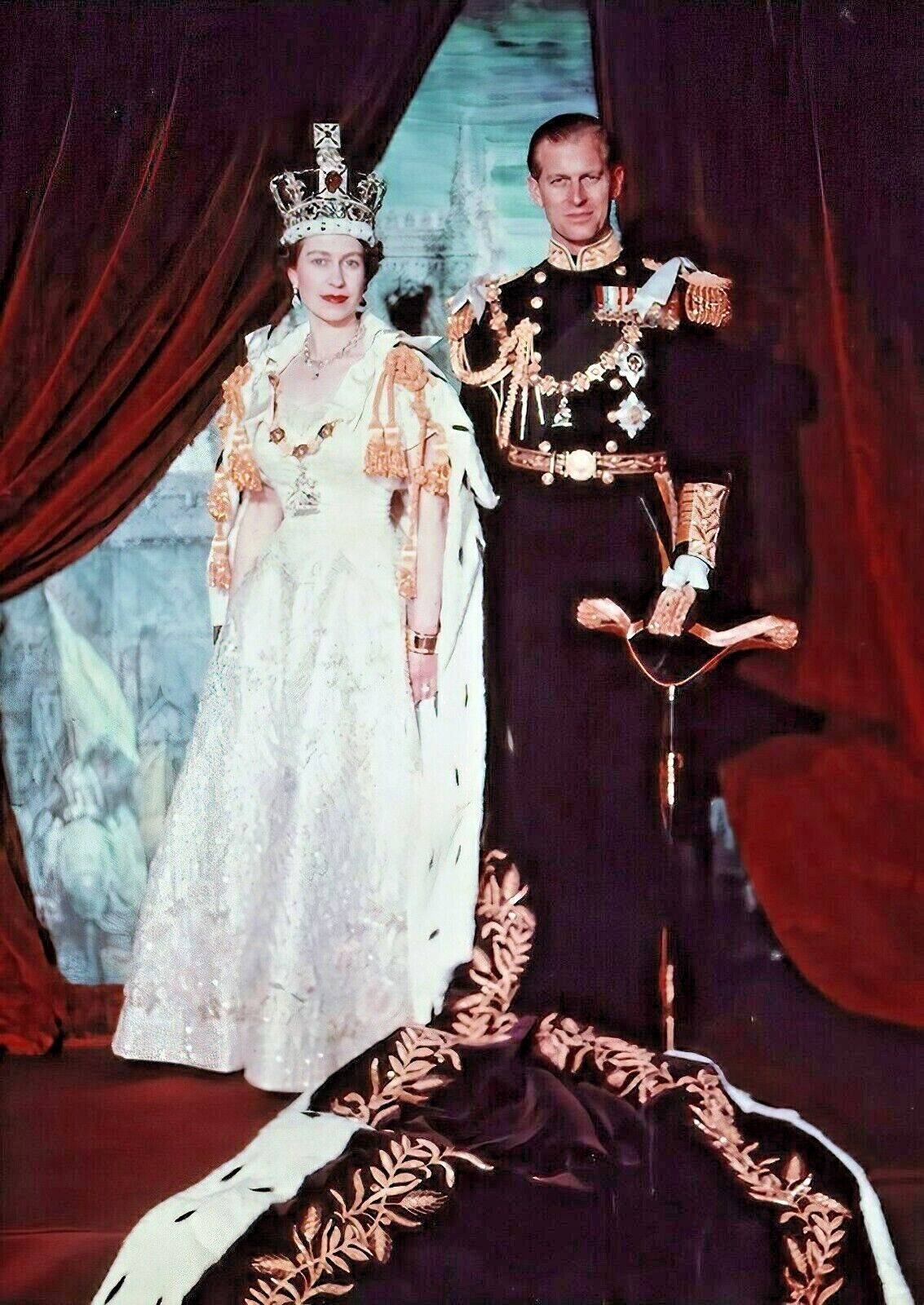 QUEEN ELIZABETH II & PRINCE PHILIP-Coronation Portrait 1953-London England
