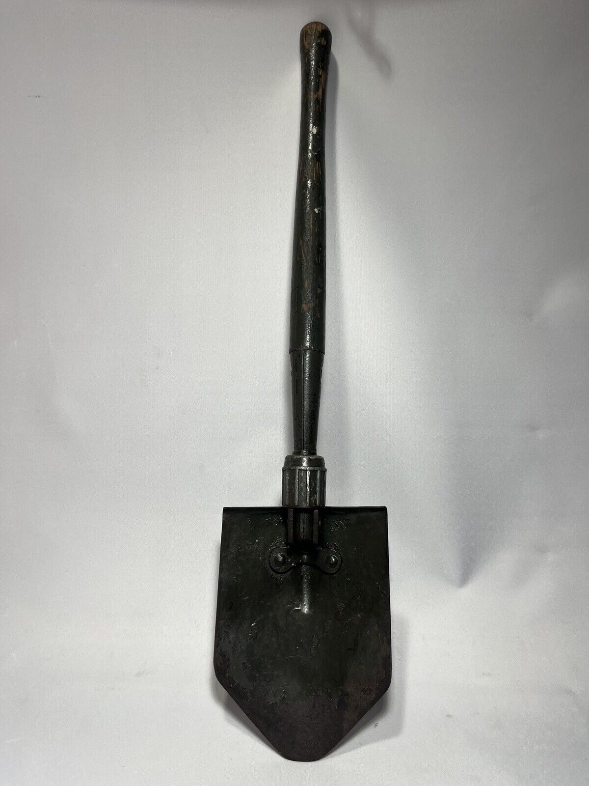 VTG 1945 WW2 US Military AMES Entrenching Tool Folding Shovel (Seized Collar)