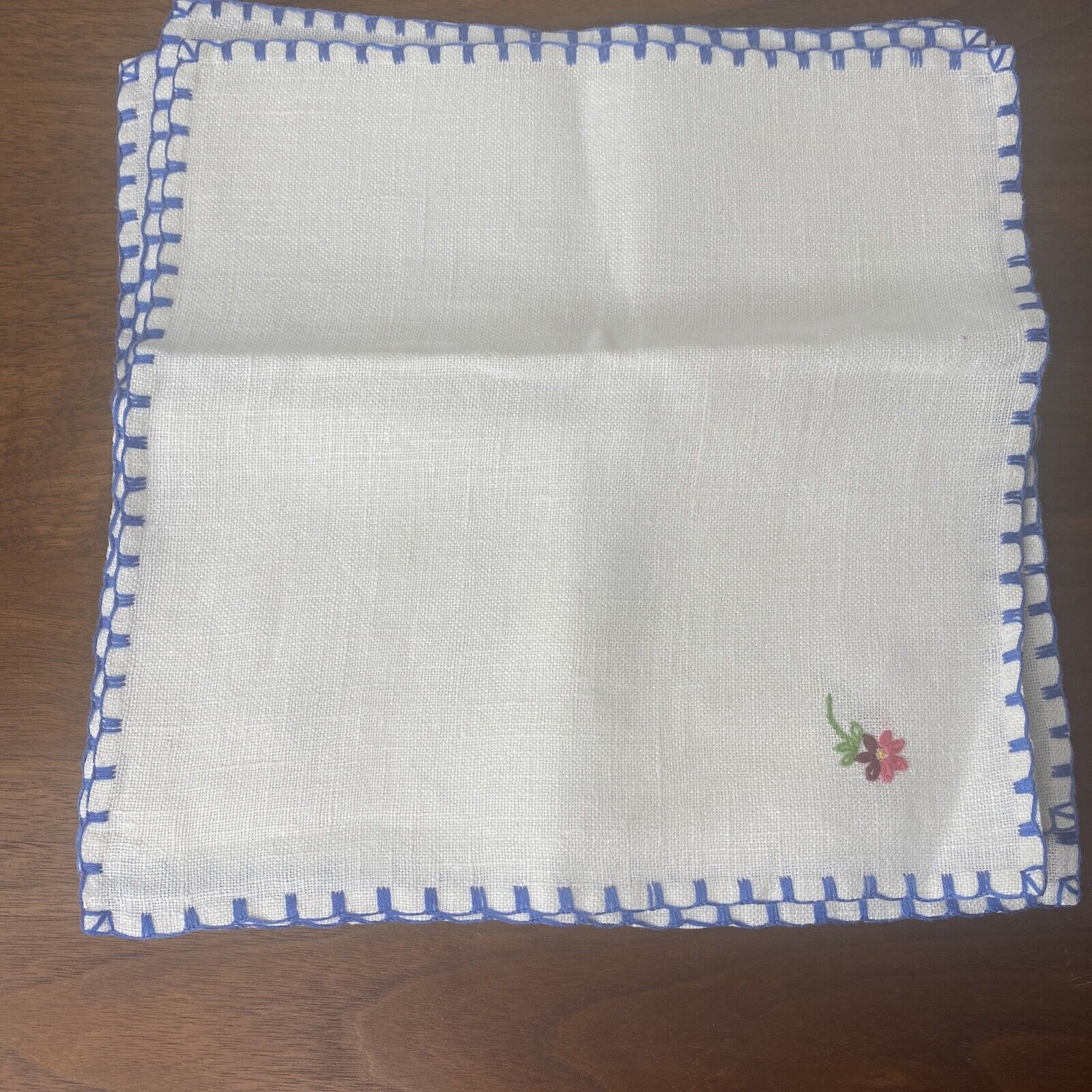Vintage Ivory Cloth Napkins Linen Embroidered Blue Pink Flower Tea Towel Set 4