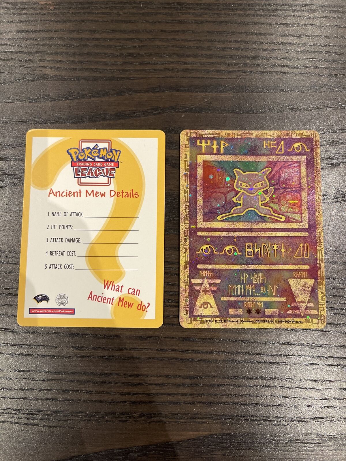 Pokémon Ancient Mew Movie Promo HOLO Rare Card WOTC 1999/2000
