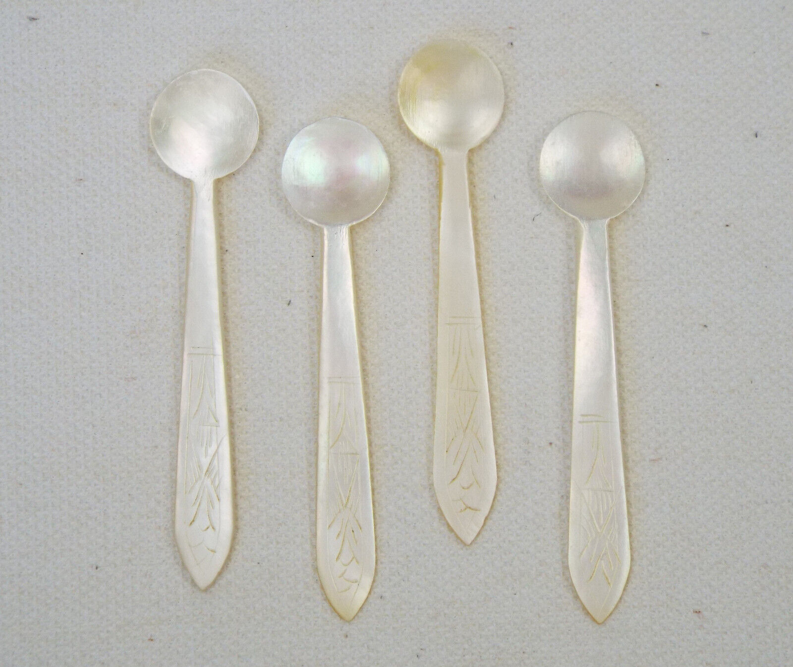 Lot of 4 Antique Victorian Caviar Spoons carved mother of pearl 2.25\