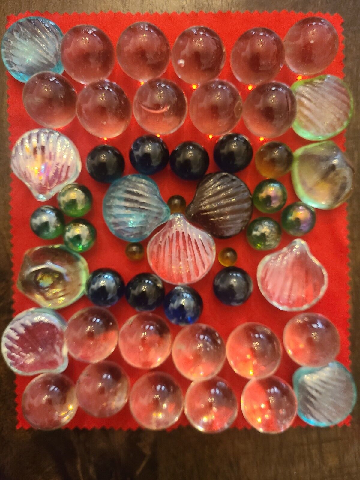 Lot of glowy glass shells and balls