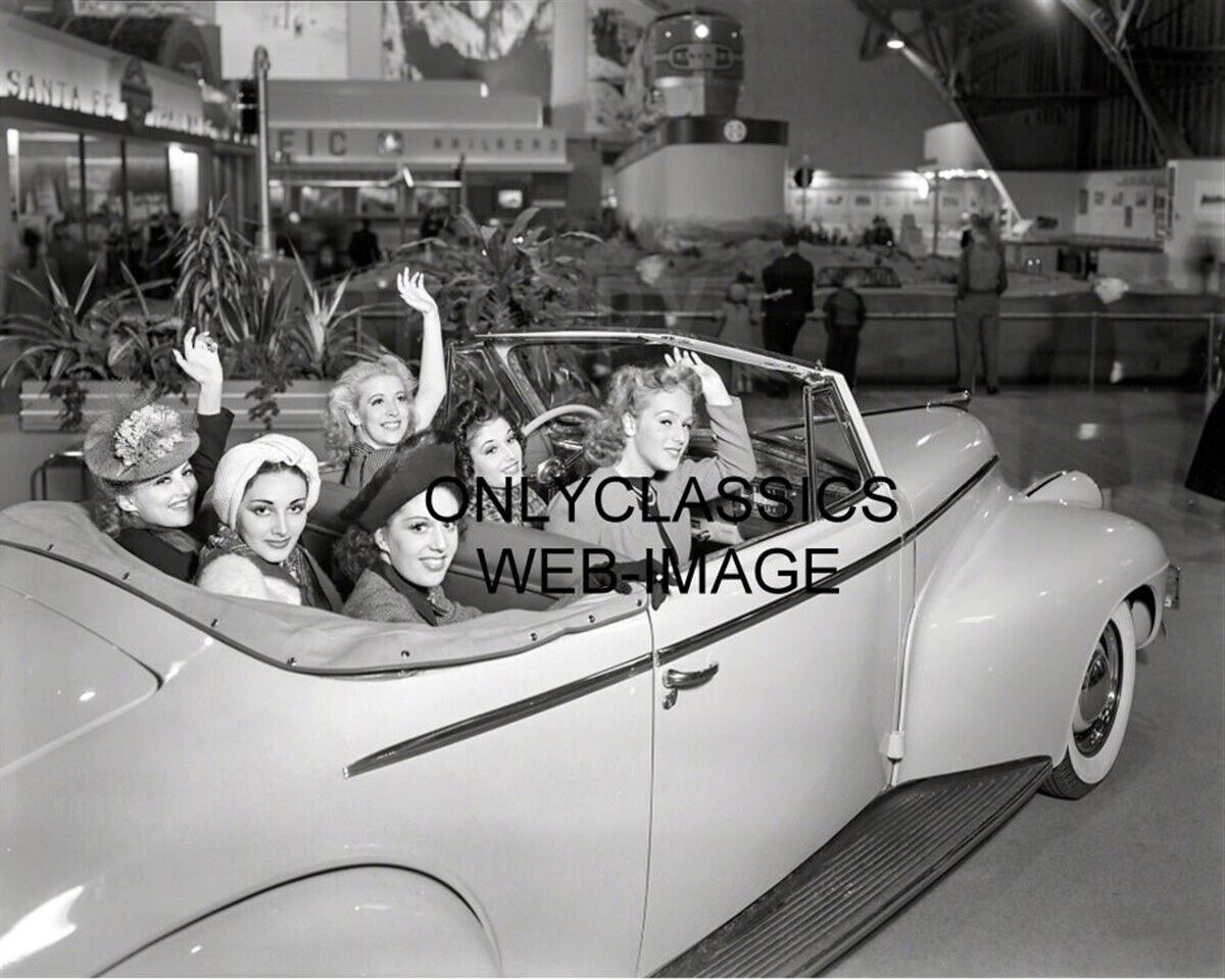 GENERAL MOTORS AUTO CAR SHOW SEXY EXPO GIRLS OLDSMOBILE CONVERTIBLE 8X10 PHOTO