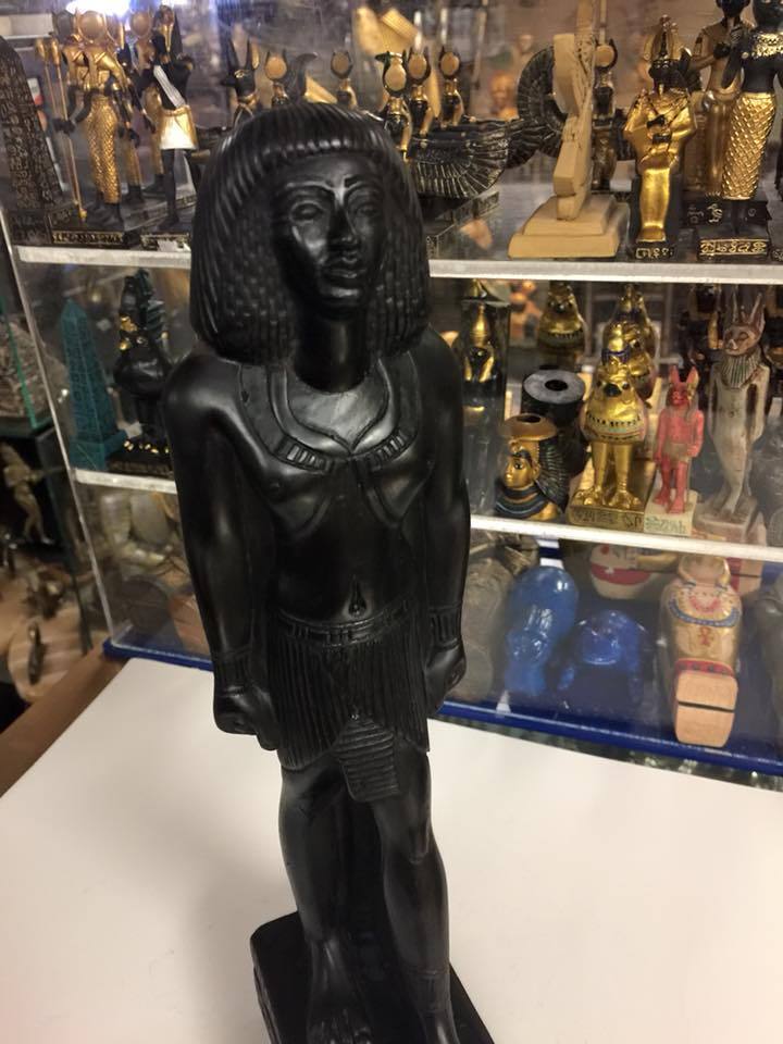 Unique  Egyptian Queen Hatshepsut Hand Carved Made in Egypt