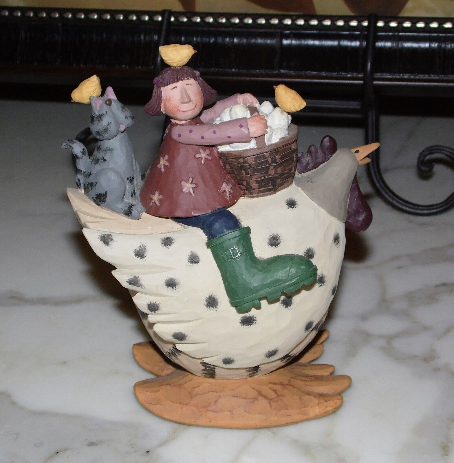 HTF Williraye Studio WW7970 Don\'t Count Your Chickens 2016 Folk Art Figurine