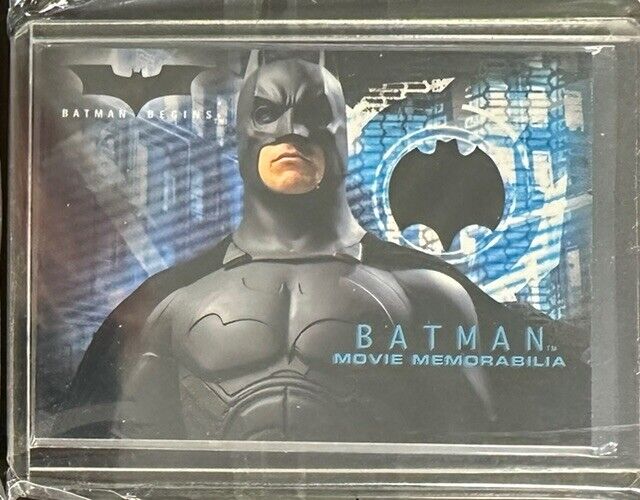 2005 Topps Batman Begins Authentic Batman Costume Relic RARE SP Christian Bale