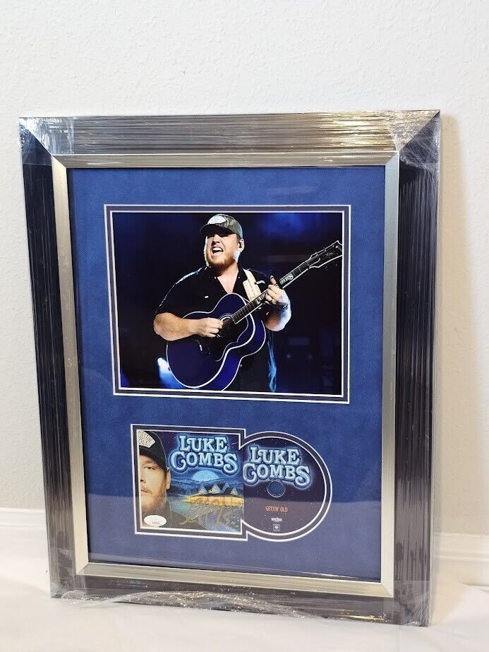Luke Combs SIGNED Gettin Old CD Autographed  JSA Authenticated COA