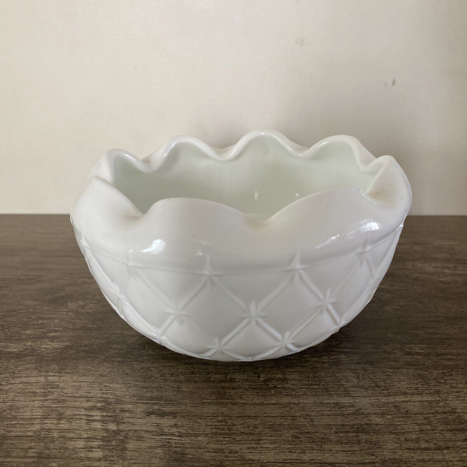 vintage white milk glass round ruffled bowl diamond pattern