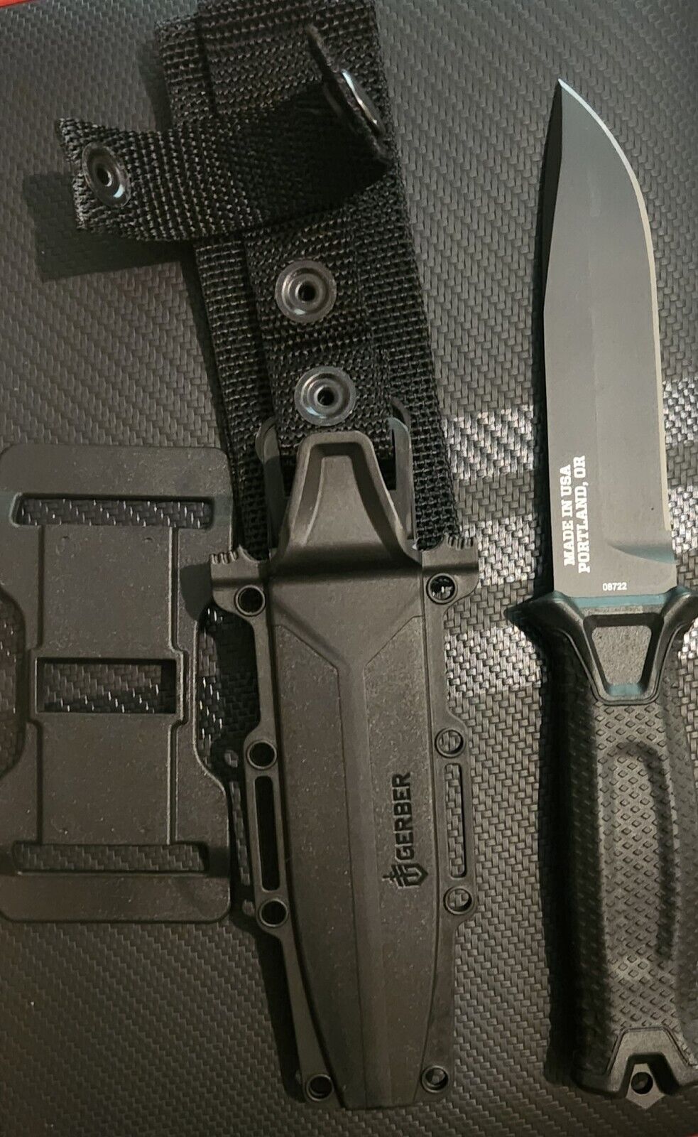 Gerber - StrongArm Fixed Blade Knife W/SHEATH -  New