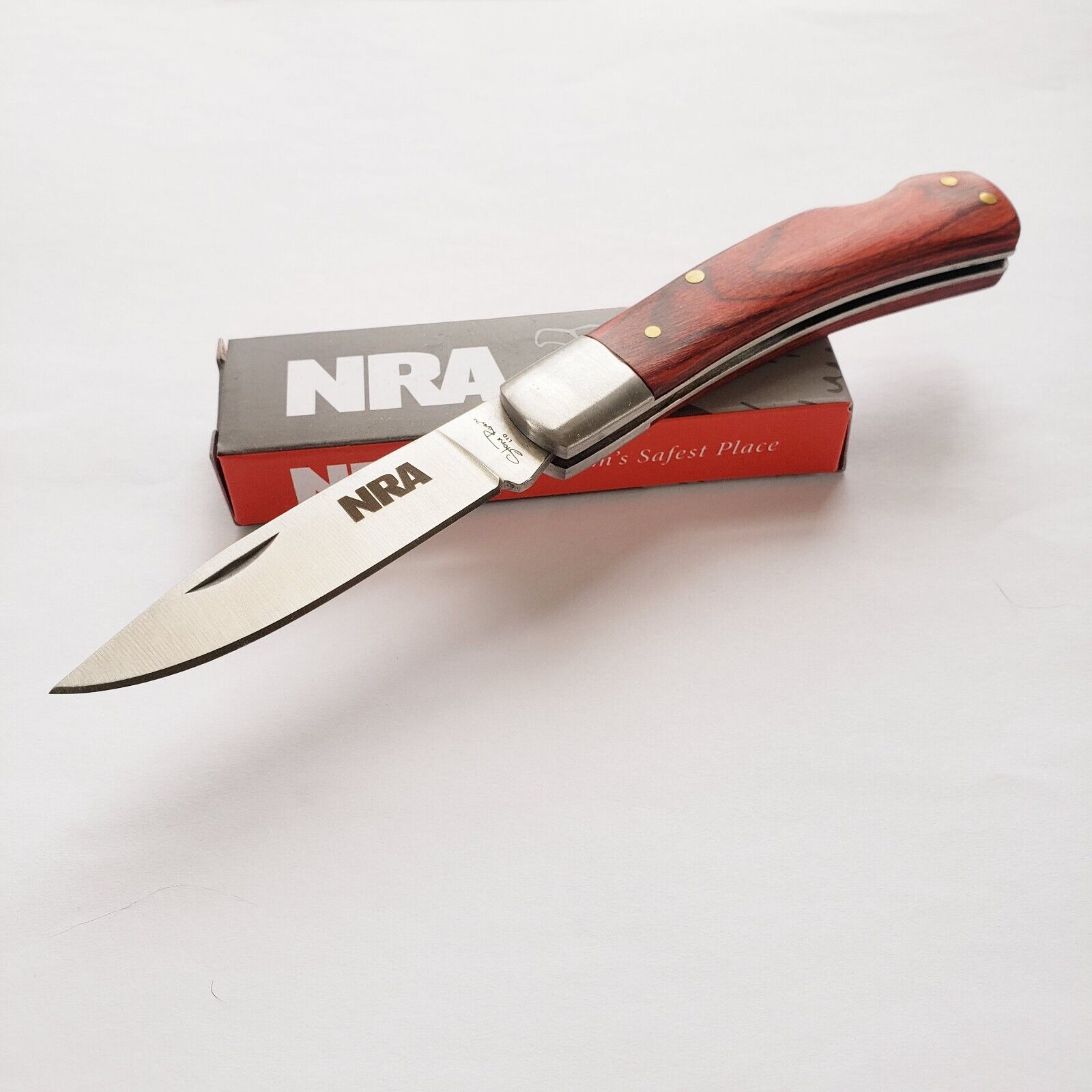 NRA Pocket Knife Wood Handle Lockback Plain Edge Blade