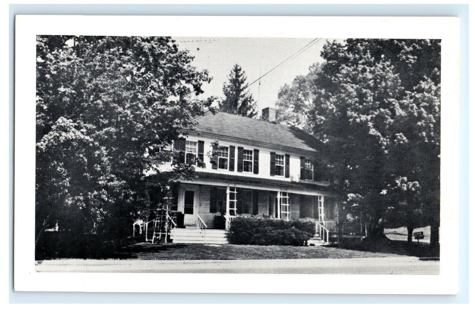 General Lyon Inn Eastford CT Connecticut Postcard (AJ1)