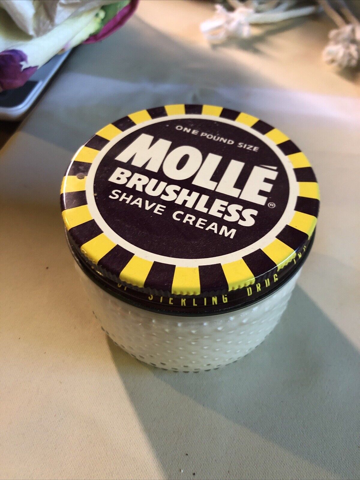 Vintage Full Molle Brushless Shaving Cream 1 Pound Jar Rare Find