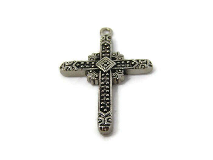 Vintage Cross Necklace Pendant Excellent Design