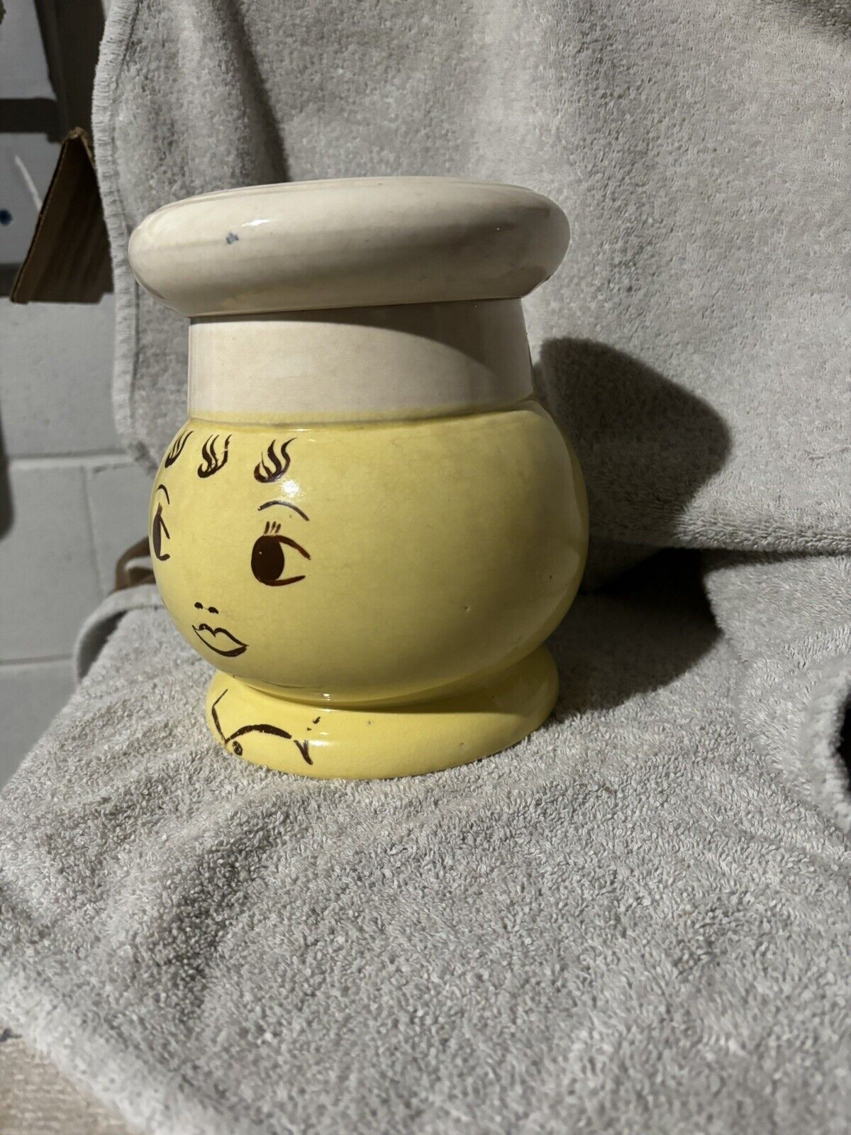 Vintage CHEF COOKIE JAR YELLOW WHITE HAT SMILEY FACE FRENCH