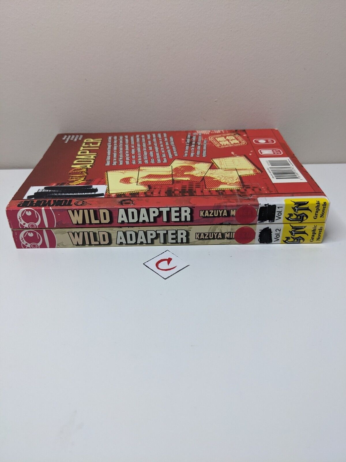 Wild Adapter Manga Volume 1, 2 Lot Kazuya Minekura TokyoPop
