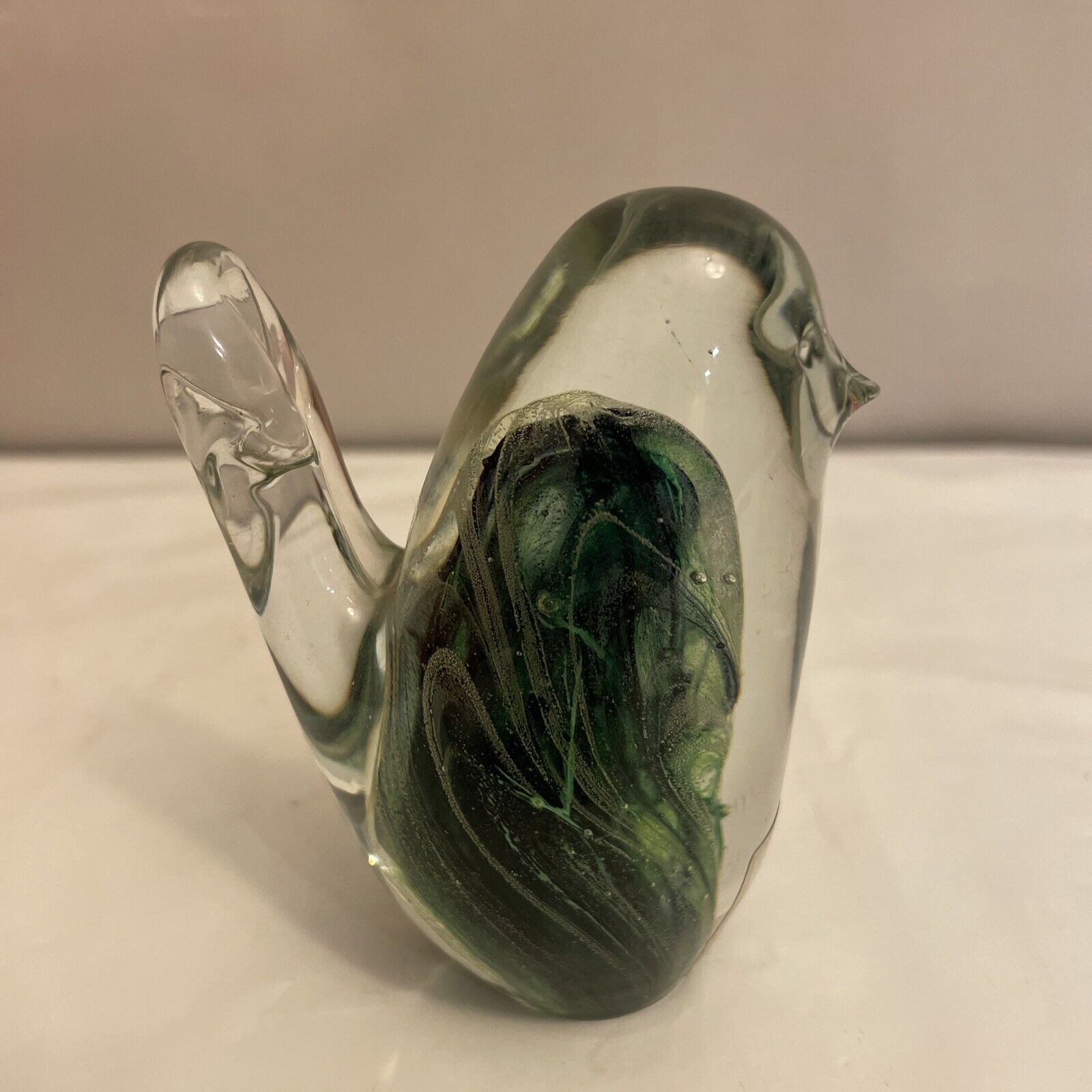 VINTAGE Kerry Art Glass Small BIrd Figurine / Paperweight IRELAND  3”