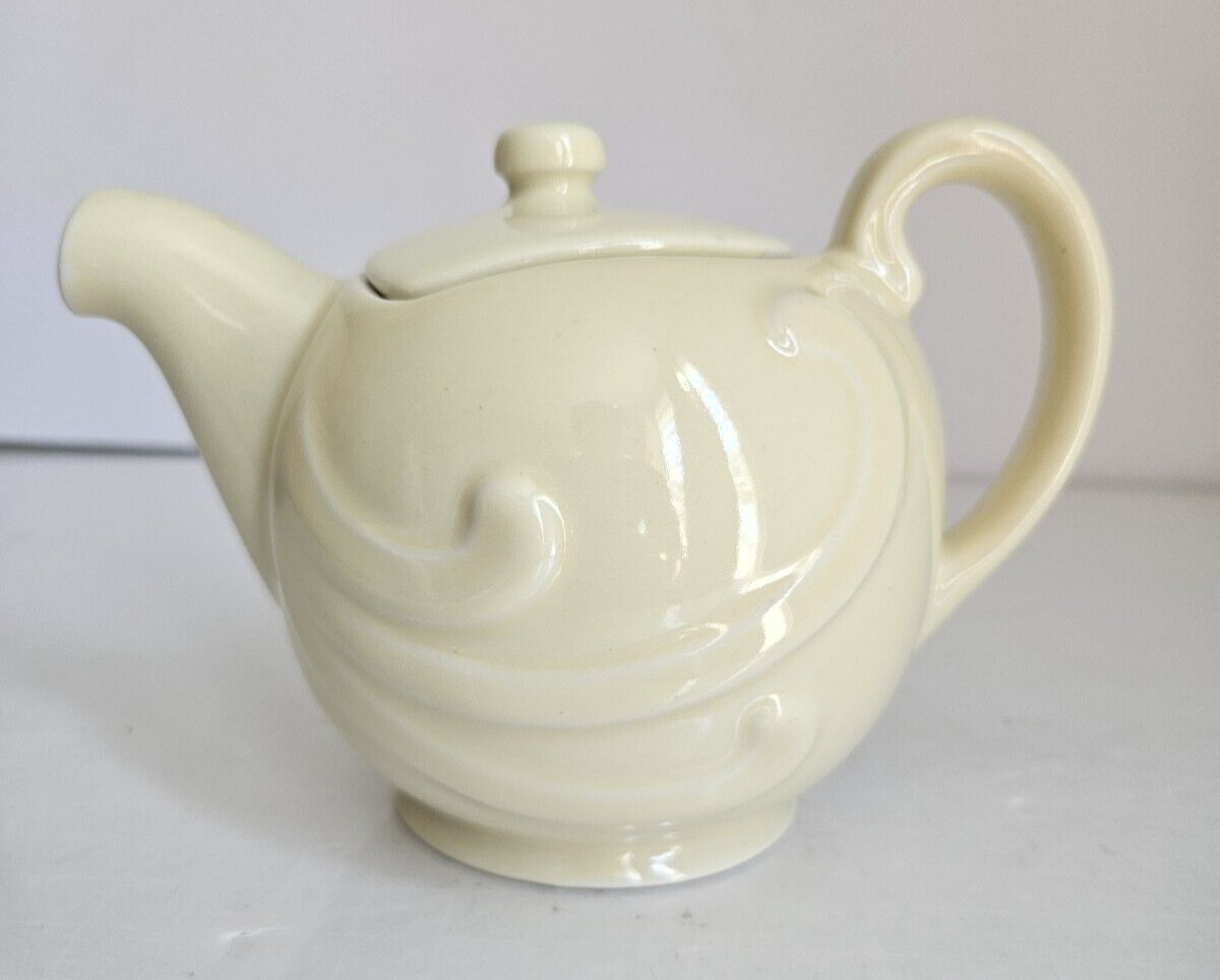 Vintage Coorsite Art Deco Swirls Teapot & Lid Pale Yellow Glaze MCM Holds 16 OZ