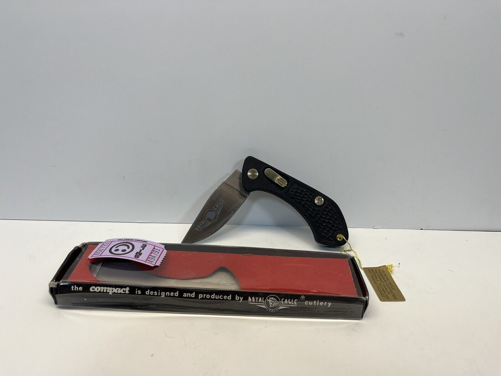Vintage Falcon Knive of Italy – Royal Eagle Folding Latch Lock Knife 4791