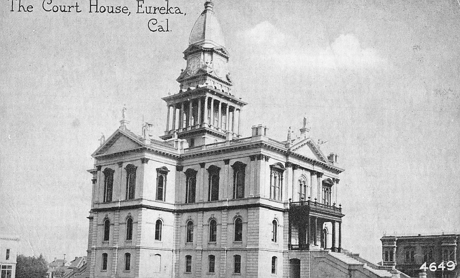Vintage Postcard Exterior View The Courthouse Building Eureka California