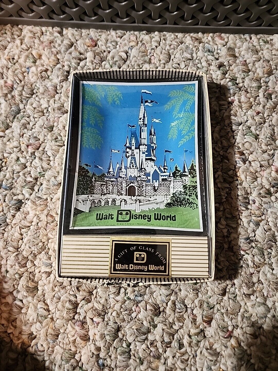 VTG‼ 1970’s Walt Disney World Magic Kingdom Glass Ashtray / Trinket Dish