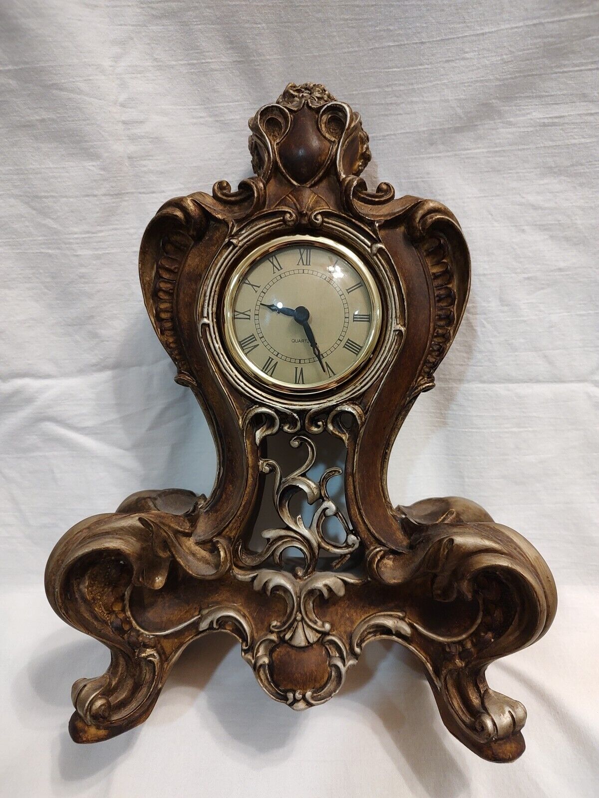 Antique Gold OrnateDecorative  Resin Clock Battery Operated 