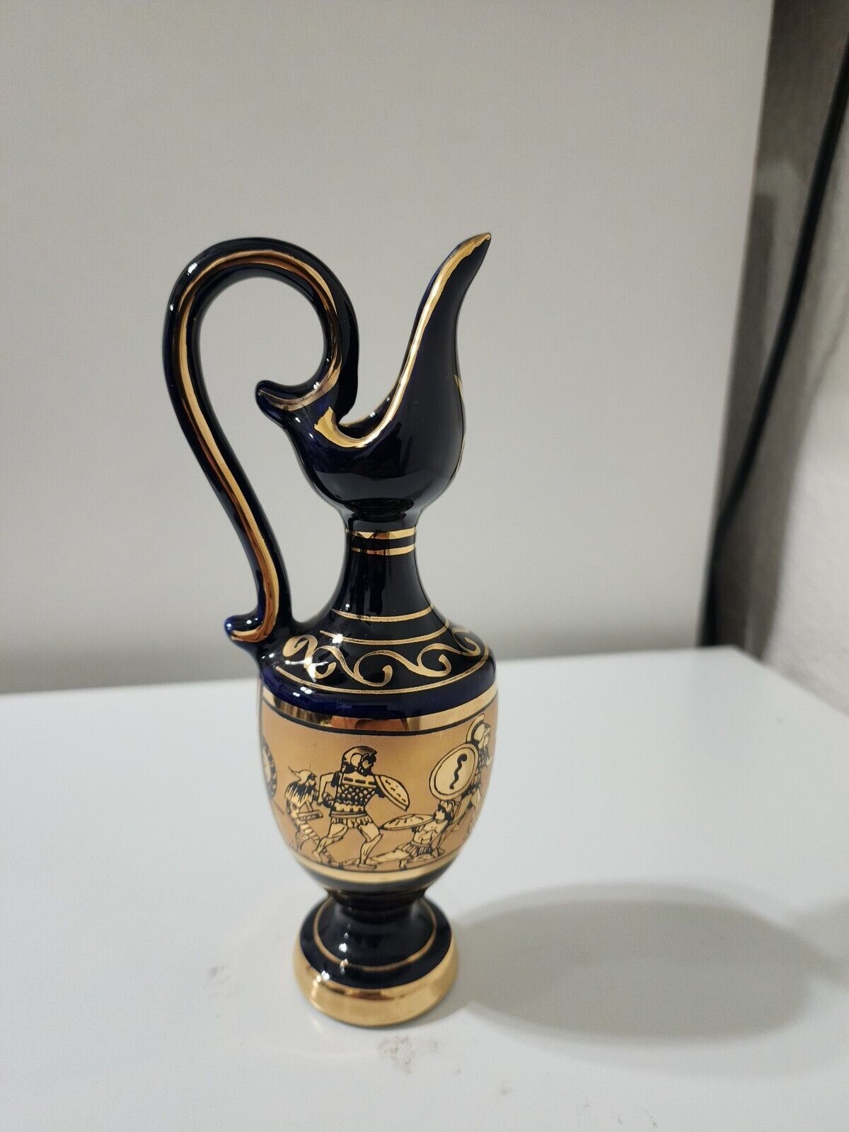 Vintage Neofitou  Vase 24K Gold Accents Hand Made in Greece Very Nice Condition.